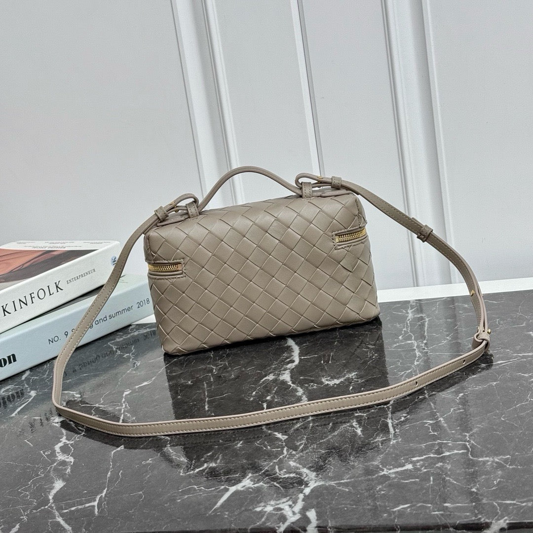 Vanity Crossbody Bag #2280 Limestone