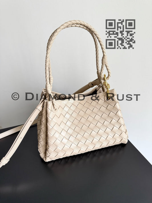 Small Parachute Chain Bag #9916 Sea Salt