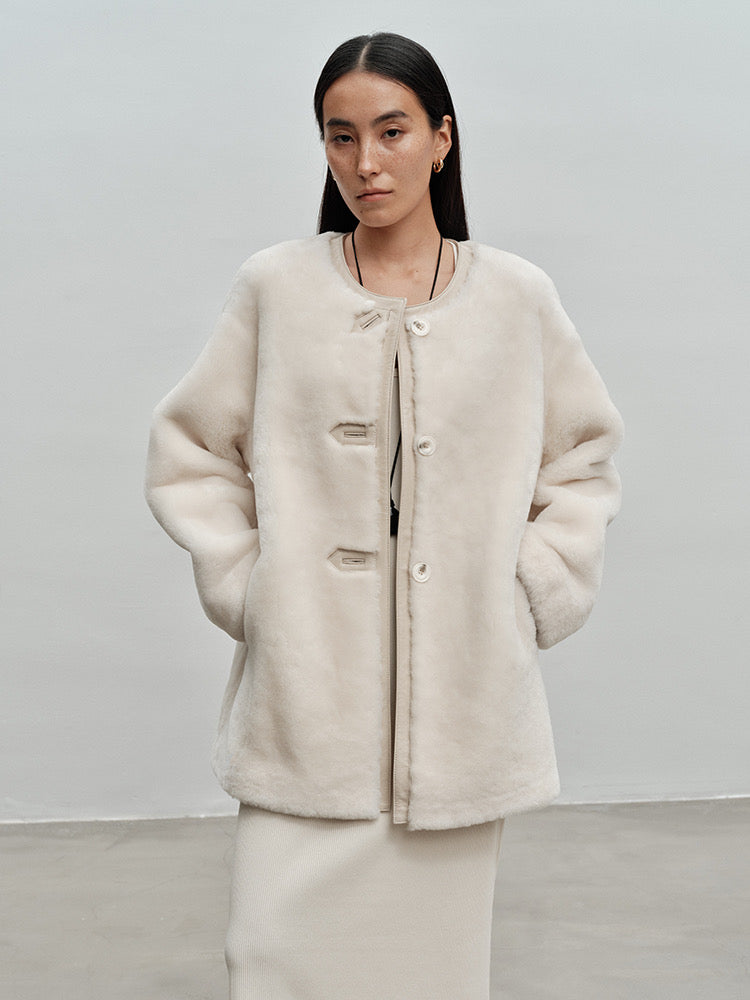 M House Relaxed Merino Shearling Mid-long Coat with Round Neck Ivory