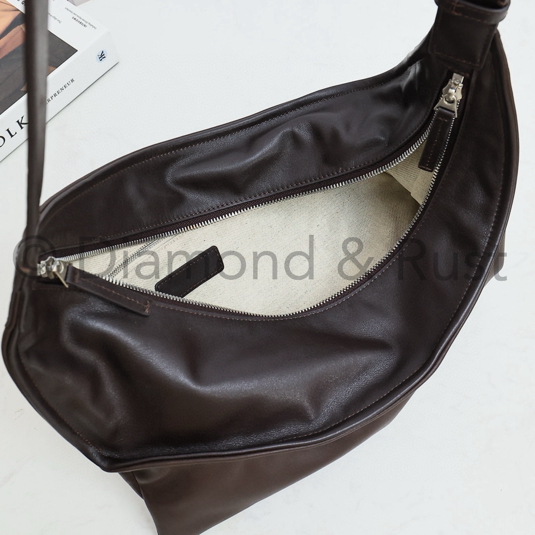 Small Zigzag Twisted Hobo Shoulder Bag # 9914 Chocolate