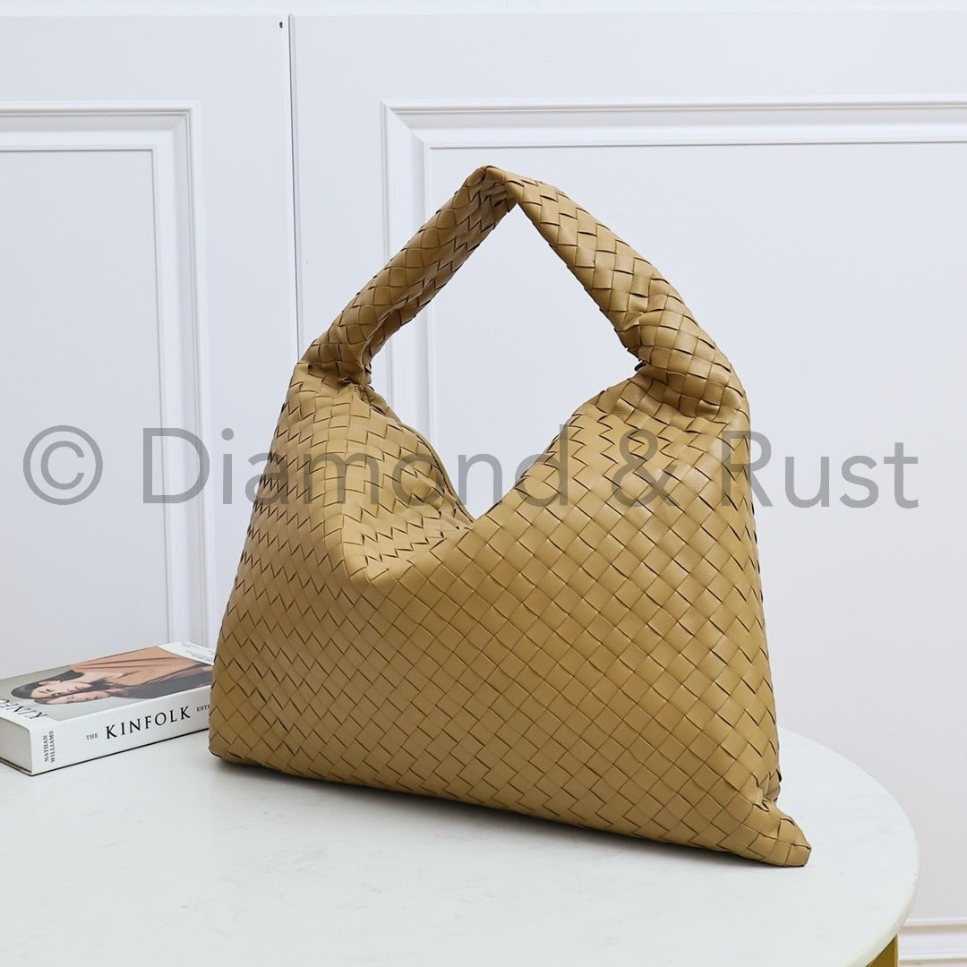 Large Hop Shoulder Bag #2269-1 Acorn