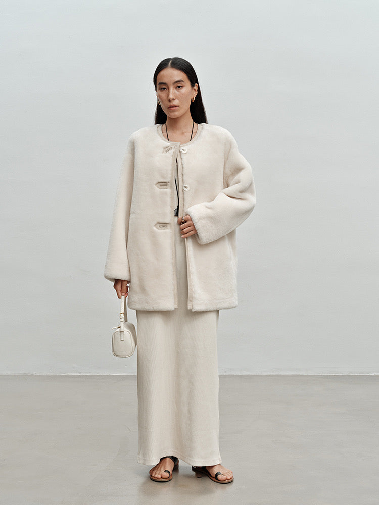 M House Relaxed Merino Shearling Mid-long Coat with Round Neck Ivory