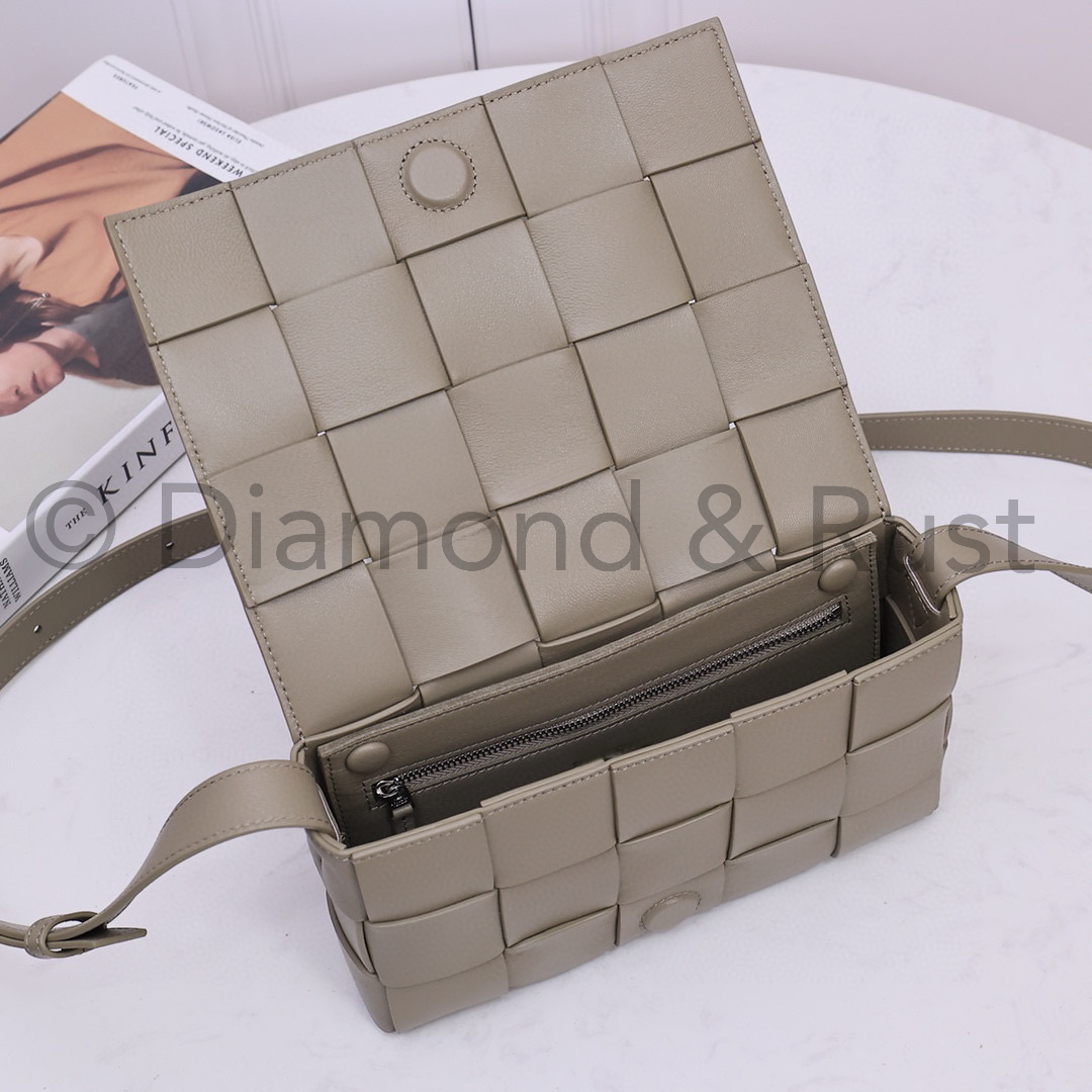 Cassette Bag Color  # 2248 Travertine