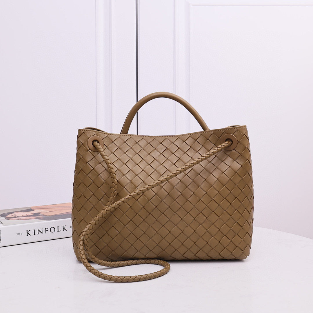 Medium Andiamo Bag #2261-1 Acorn
