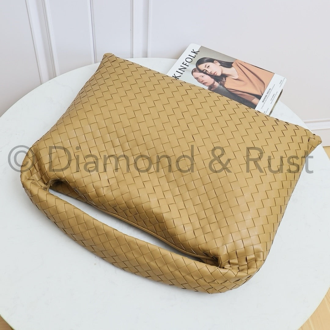 Large Hop Shoulder Bag #2269-1 Acorn