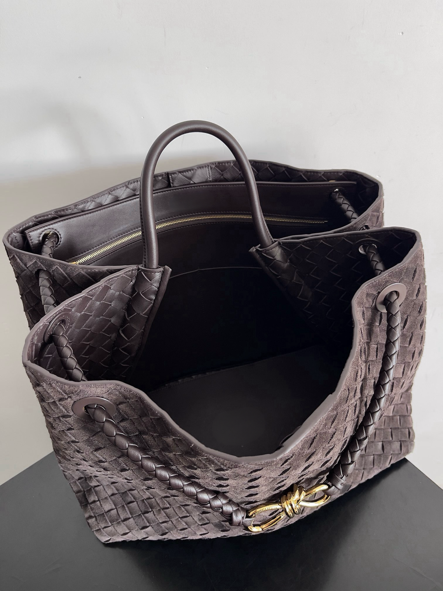 Large Andiamo Bag #9918 Suede Chocolate