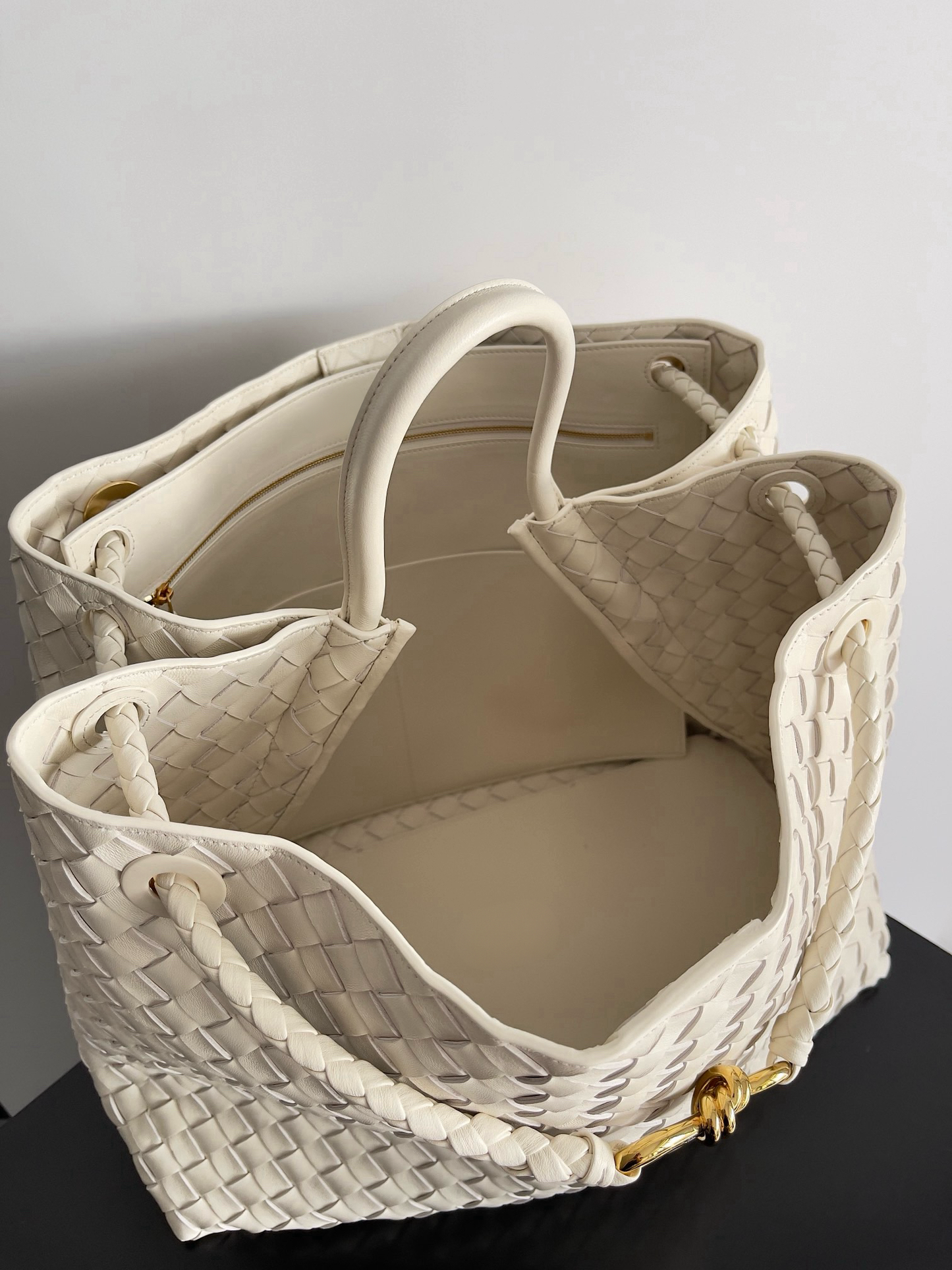 Large Andiamo Bag #9918 Sea Salt