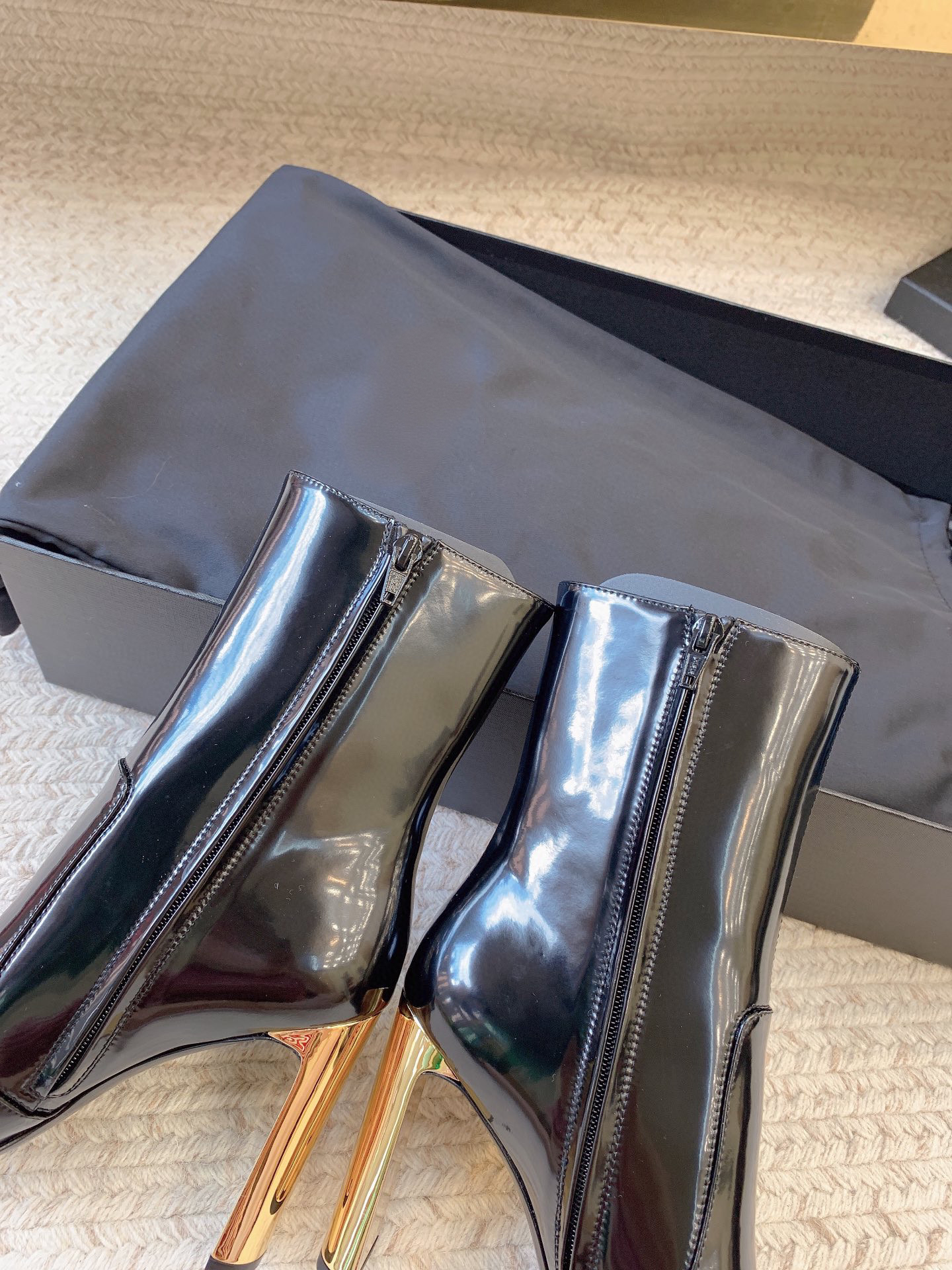 SS24 Metal Heel High Heel High Shine Boots