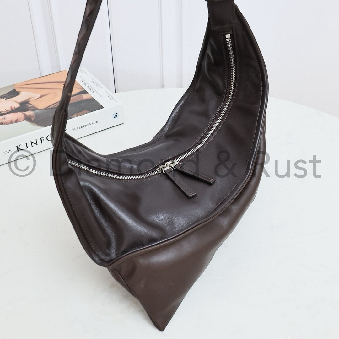 Small Zigzag Twisted Hobo Shoulder Bag # 9914 Chocolate