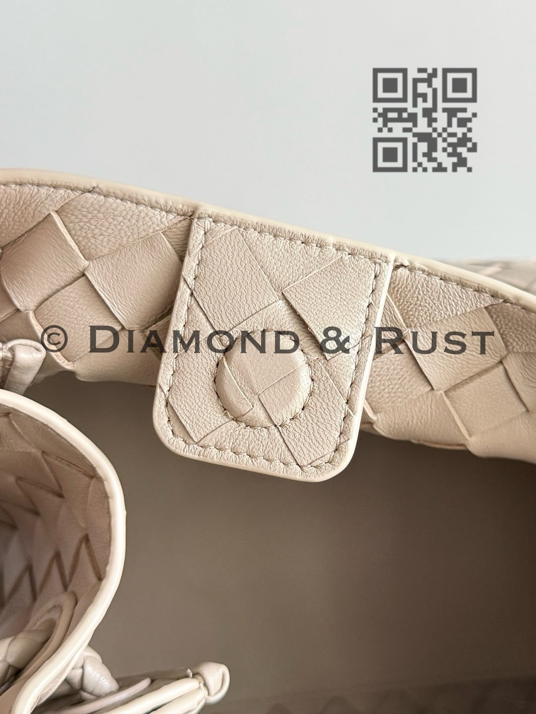 Small Parachute Chain Bag #9916 Sea Salt