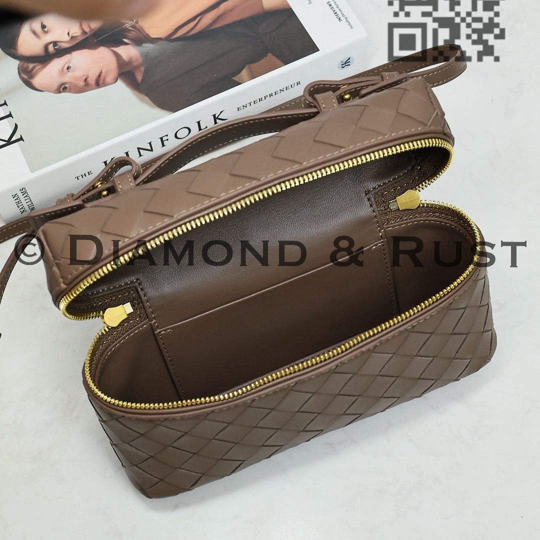 Vanity Crossbody Bag #2280 Nut