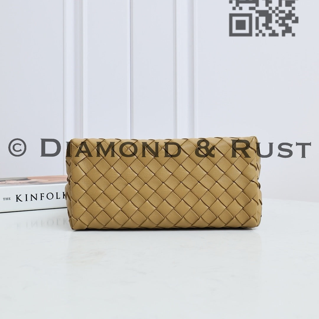 Small Andiamo Bag #2261 Nut Brown