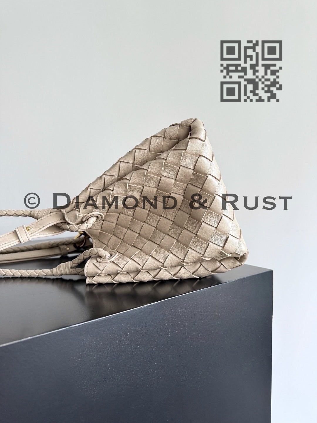 Small Parachute Chain Bag #9916 Sea Salt