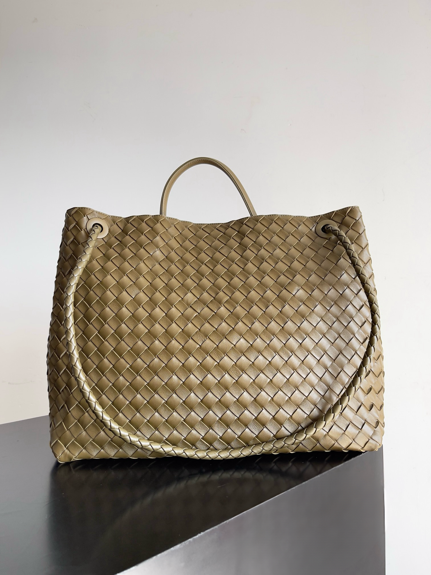 Large Andiamo Bag #9918 Pinecorn