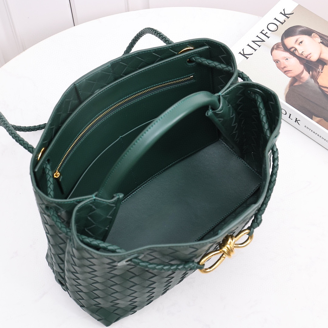 Medium Andiamo Bag #2261-1 Rain Tree