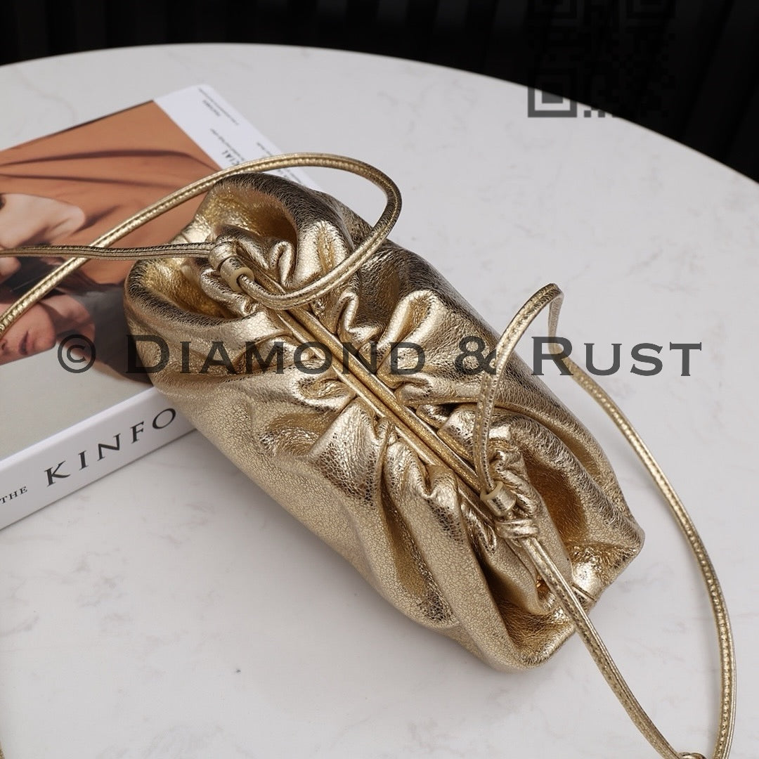 Mini Pouch Bag in Metallica #9032 Gold Distresses