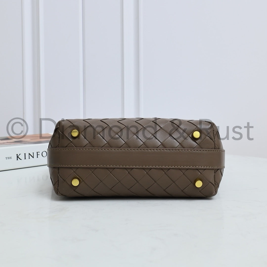 Wallace Bag #2266-1 Nut Brown