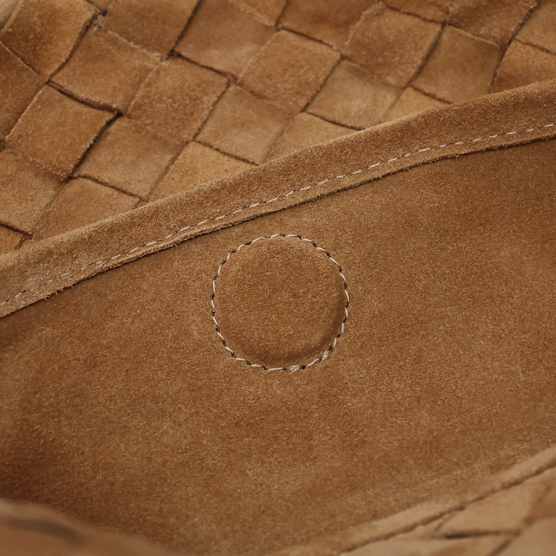Large Hop Shoulder Bag #2269-1 Suede Caramel