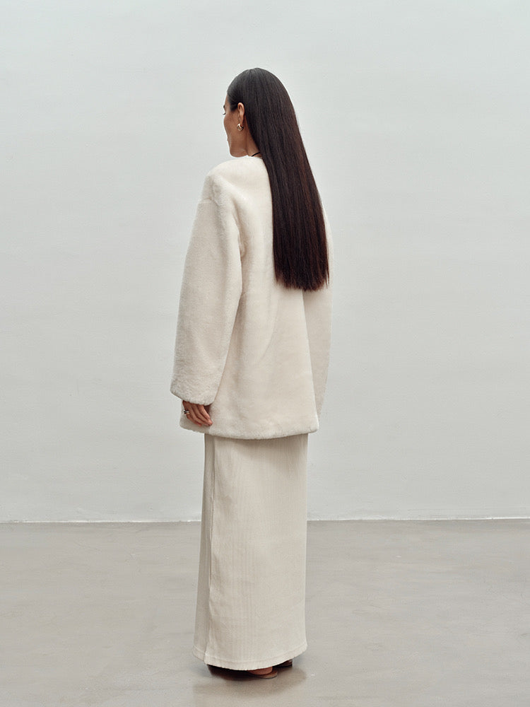 M House Relaxed Merino Shearling Mid-long Coat with Round Neck Ivory