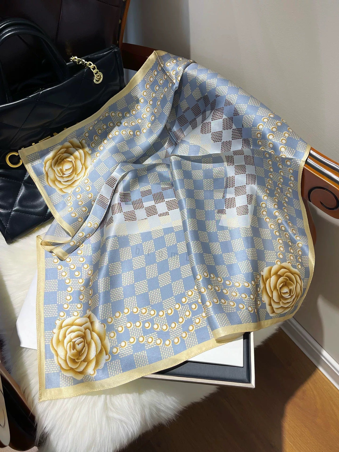 Pure-silk crêpe-de-chine double georgette scarf 100 % mulberry silk 70cm Square
