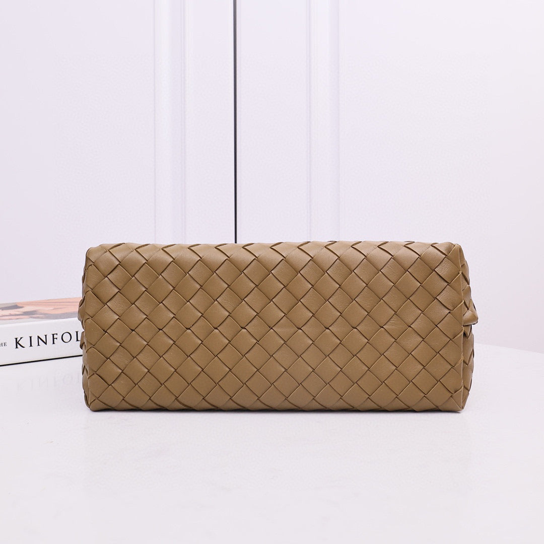 Medium Andiamo Bag #2261-1 Acorn