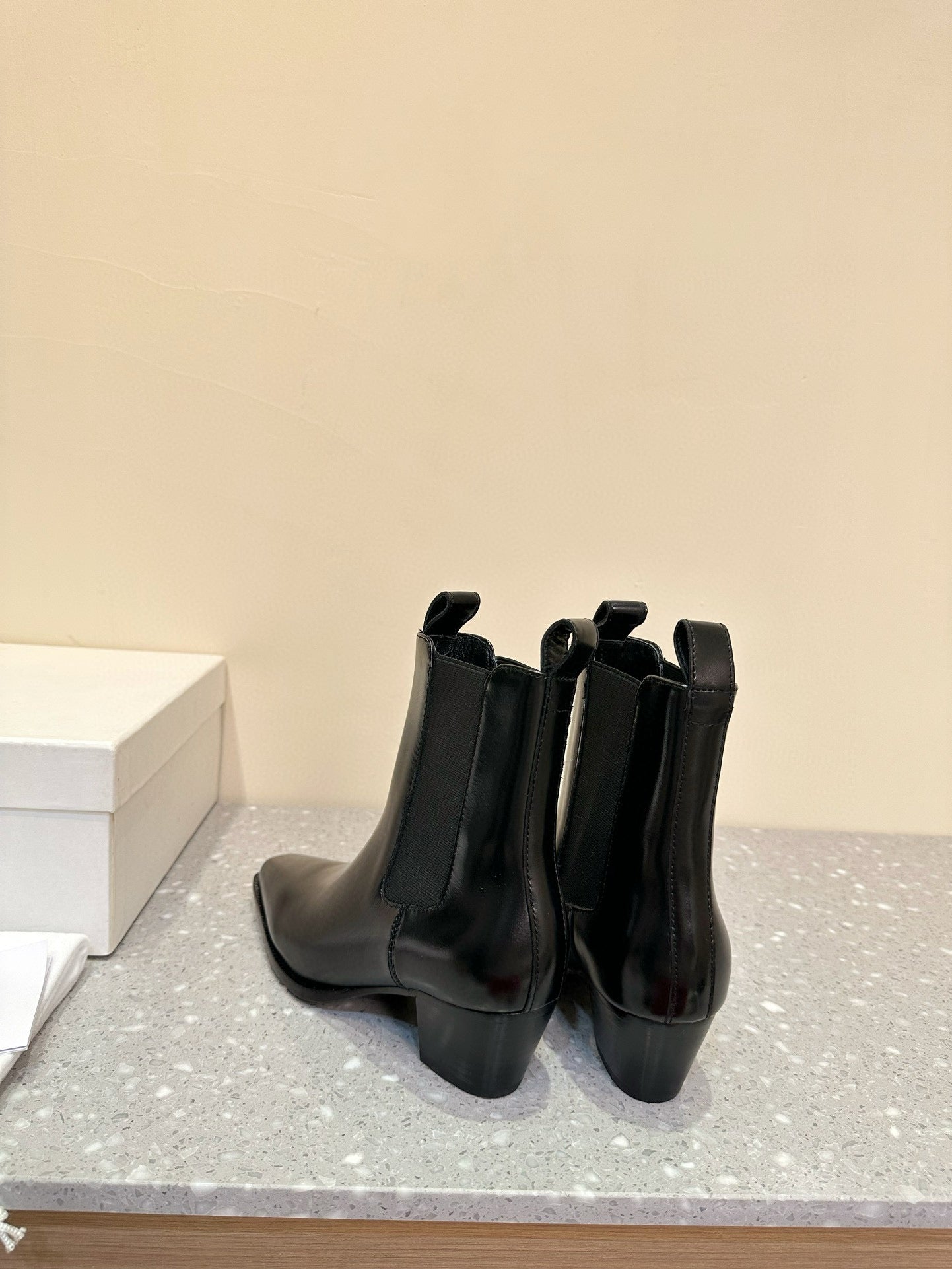 leather ankle boots Black