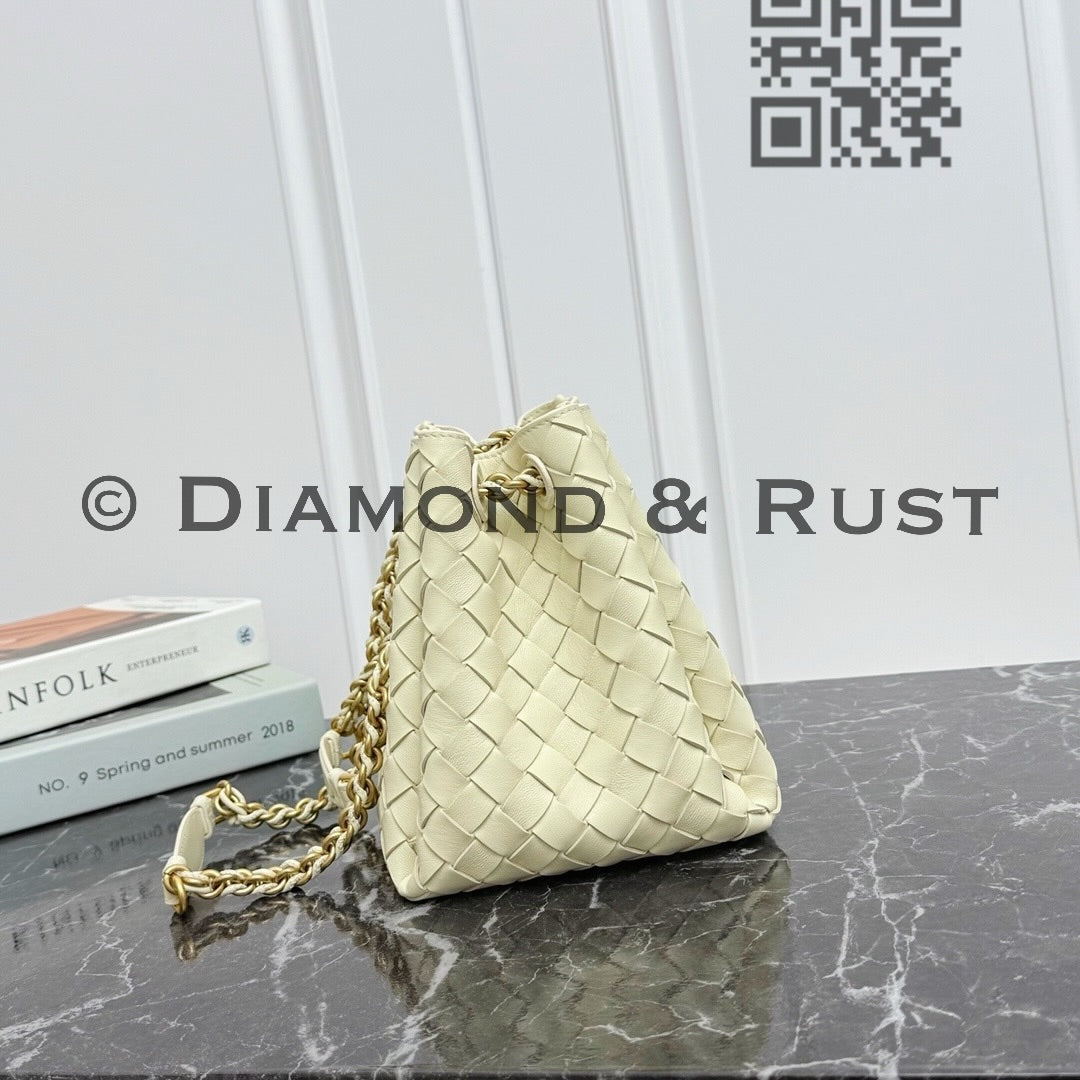 Small Parachute Chain Bag #2279 Sea Salt
