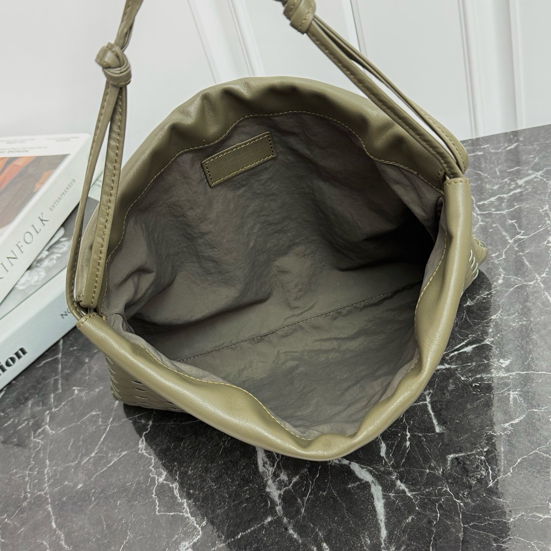 Medium Dust Bag 9910 Cypress