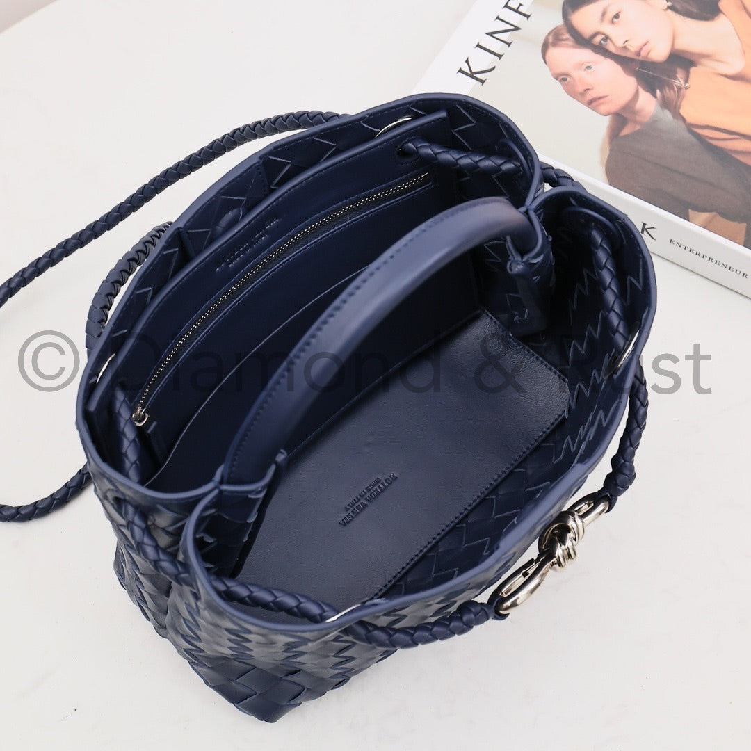 Medium Andiamo Bag #2261-1 Space Gray-Silver