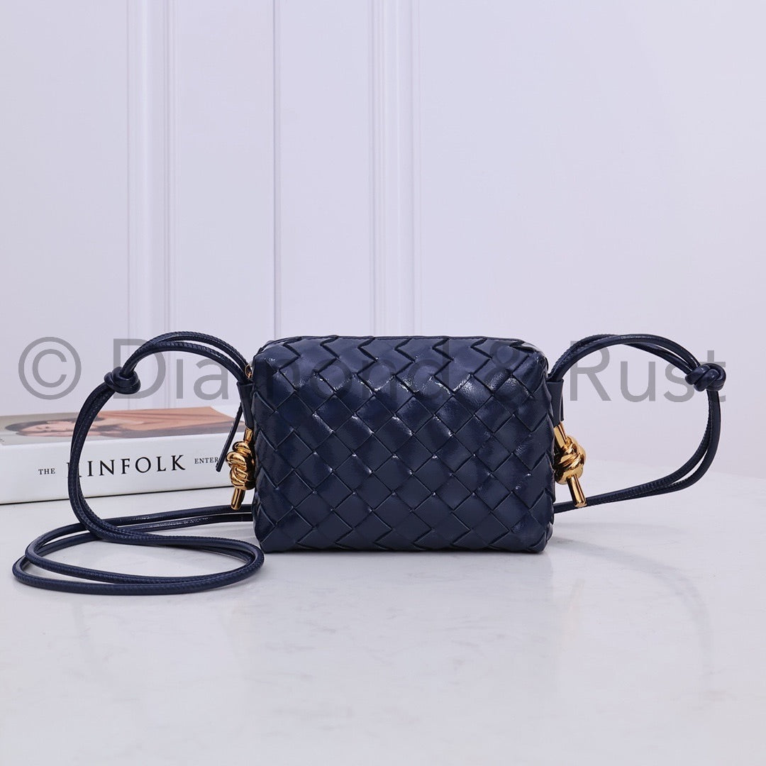 High Shine Mini Loop Camera Bag #2278 Space