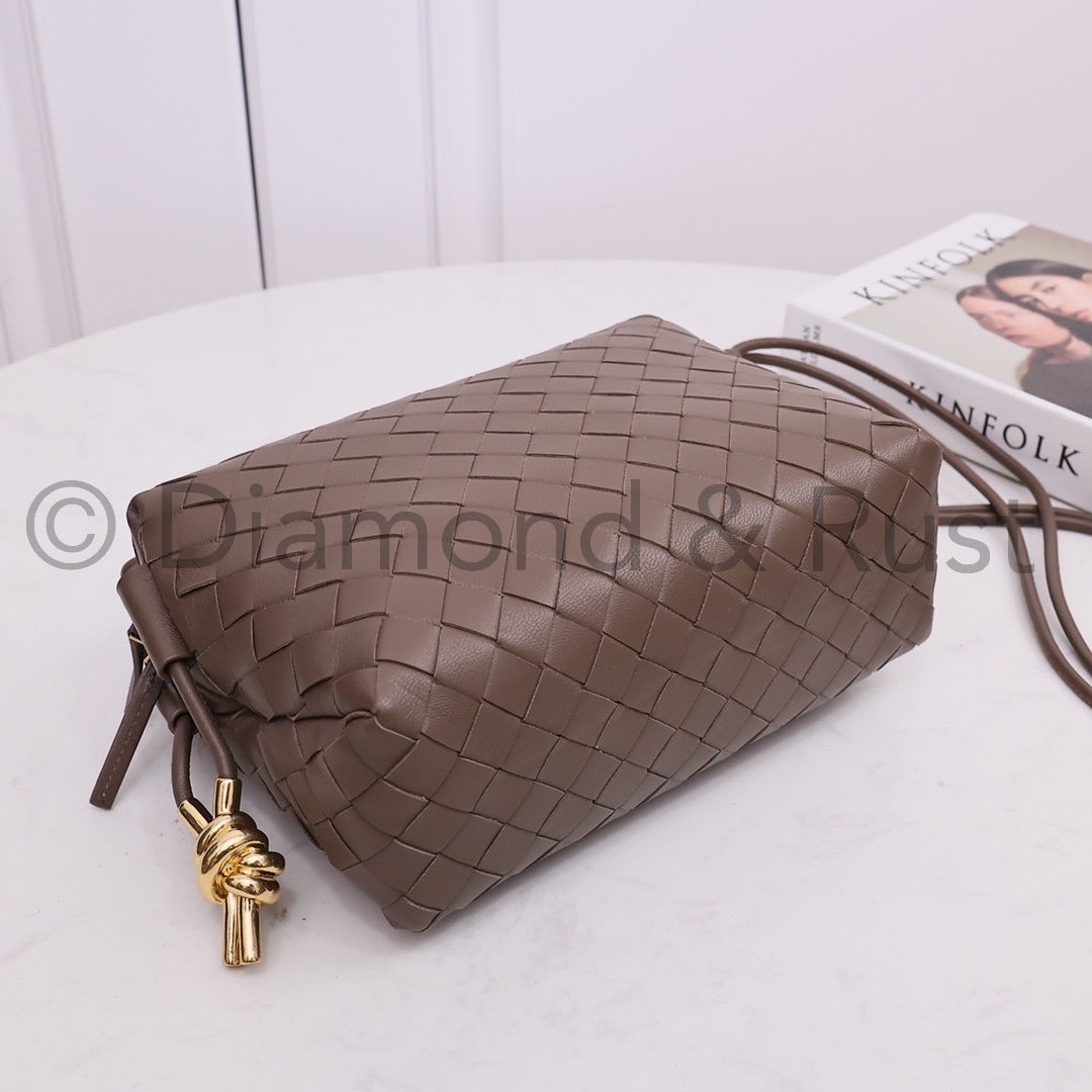 Small Gold Knot Camera Bag #2263-1 Light Brown