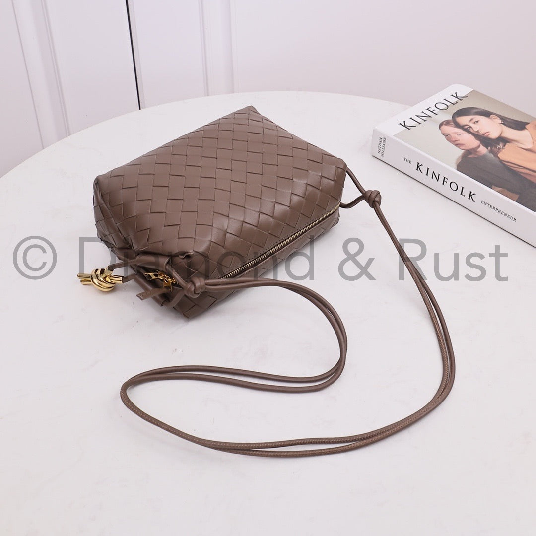 Small Gold Knot Camera Bag #2263-1 Light Brown