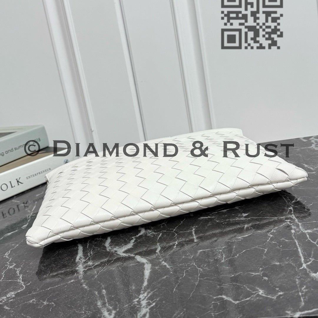 Medium Dust Bag 9910 White