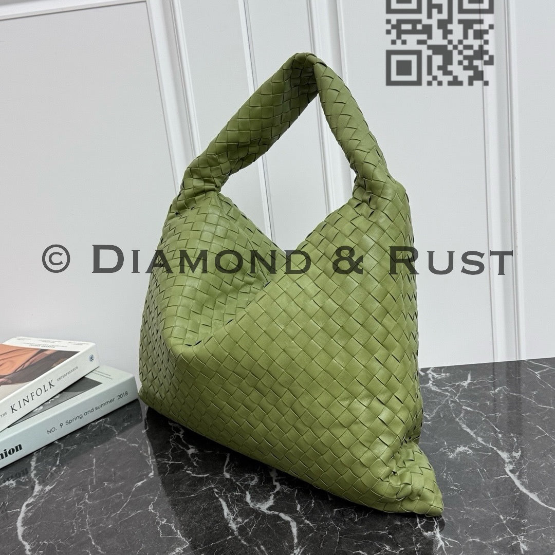 Large Hop Shoulder Bag #2269-1 Matcha