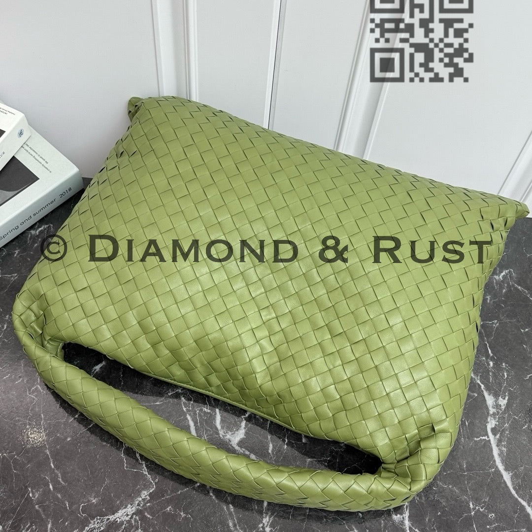 Large Hop Shoulder Bag #2269-1 Matcha