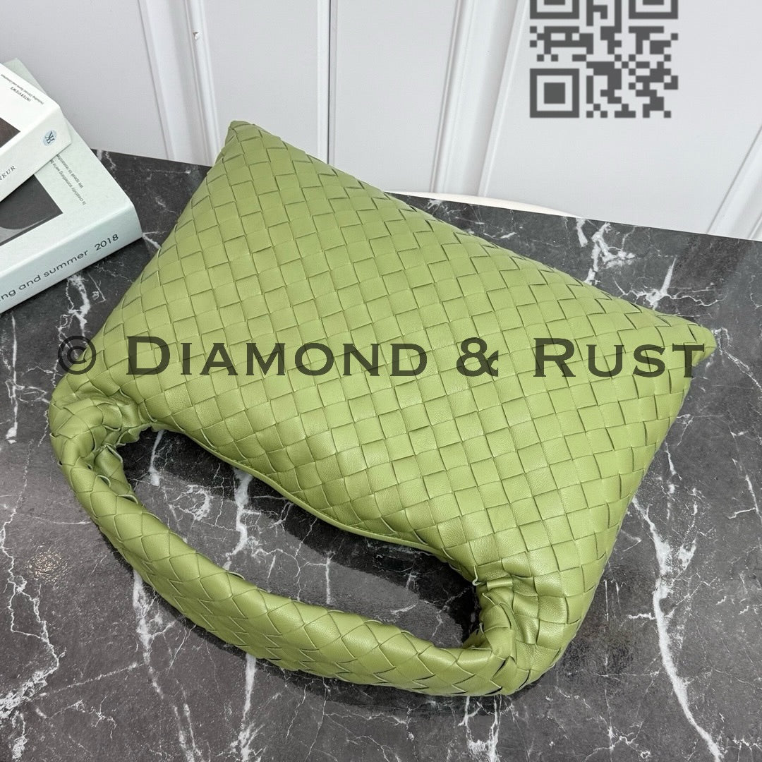 Small Hop Shoulder Bag #2269 Matcha