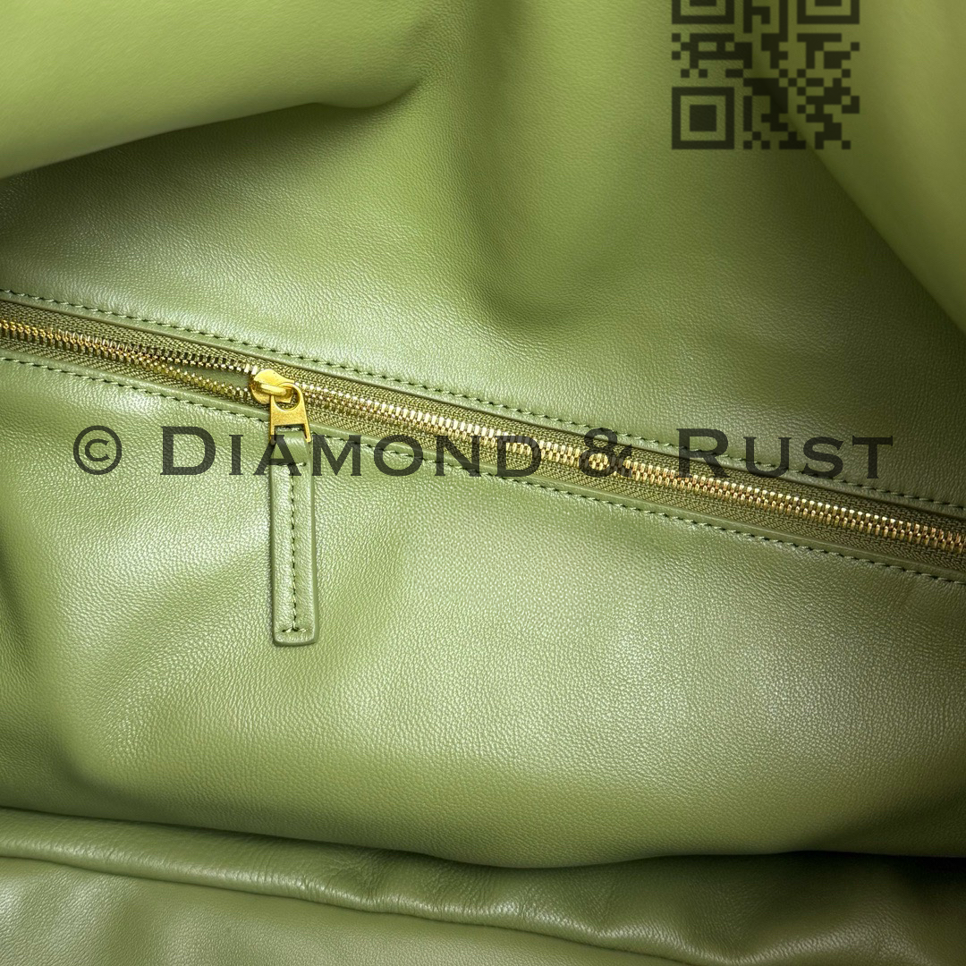 Small Hop Shoulder Bag #2269 Matcha