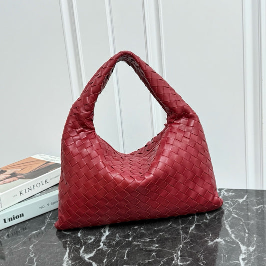 Small Hop Shoulder Bag #2269 Deep Red