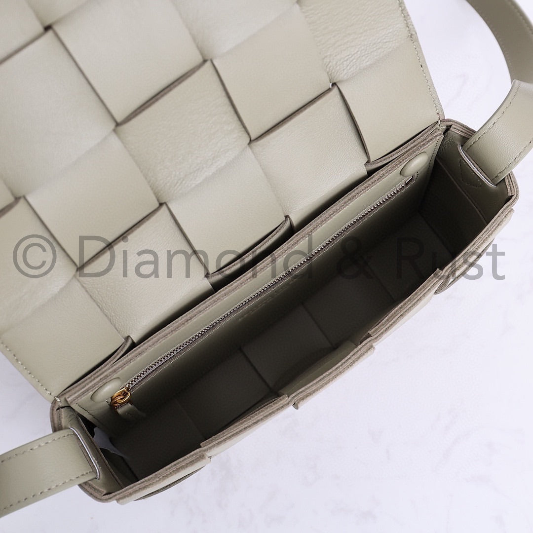 Cassette Bag #9030 Travertine Green