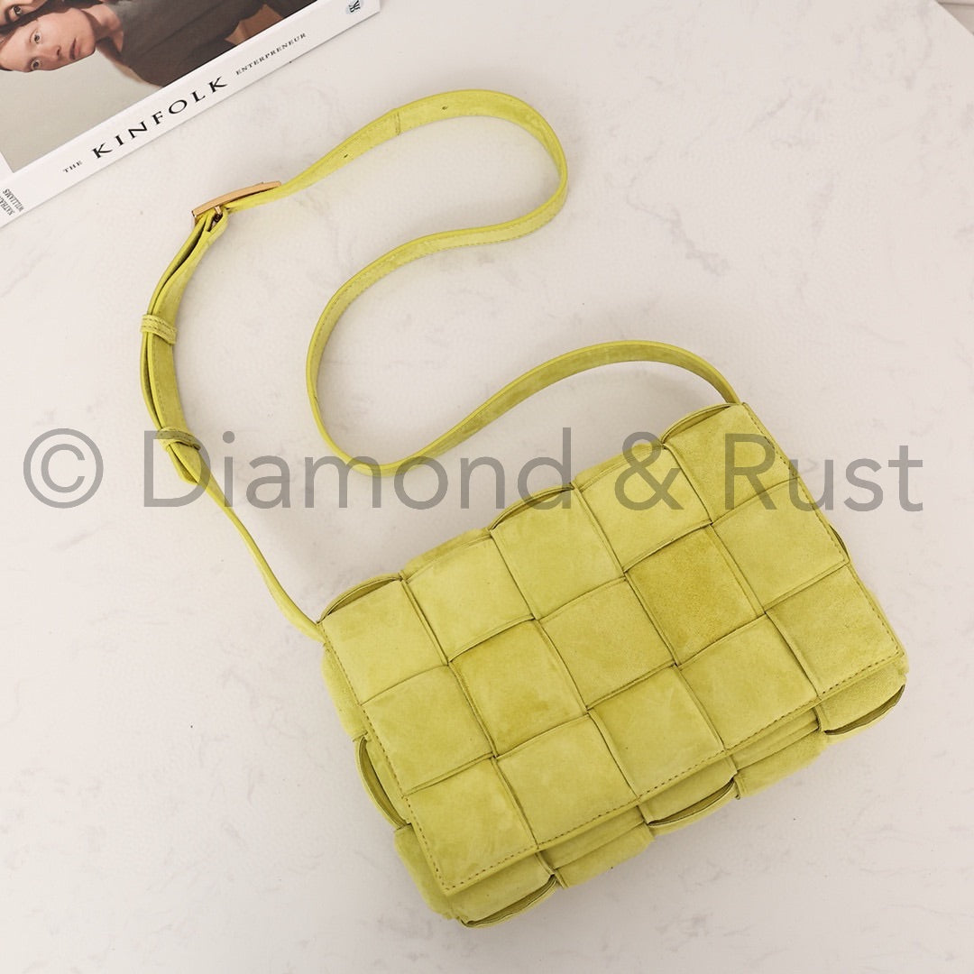 Padded Cassette Bag in Suede #6632A Kiwi
