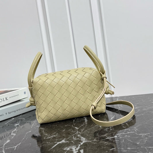 Small Loop Crossbody 9911 Oat