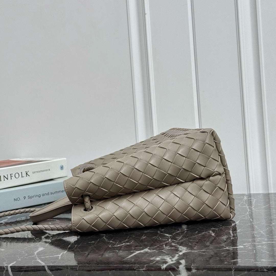 Medium Andiamo Bag #2261-1 Limestone