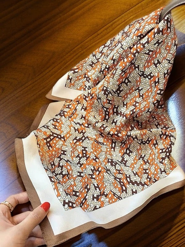 Pure-silk crêpe-de-Chine scarf 100 % mulberry silk 70cm Square Monogram-Style Pattern