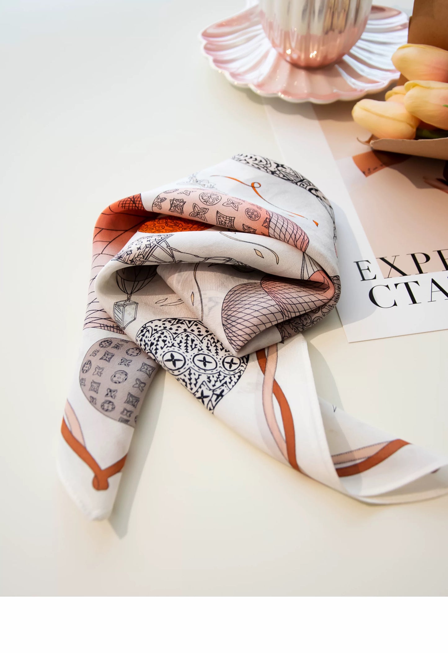 Pure-silk crêpe-de-Chine scarf 100 % mulberry silk 70cm Square Hot air balloon Monogram
