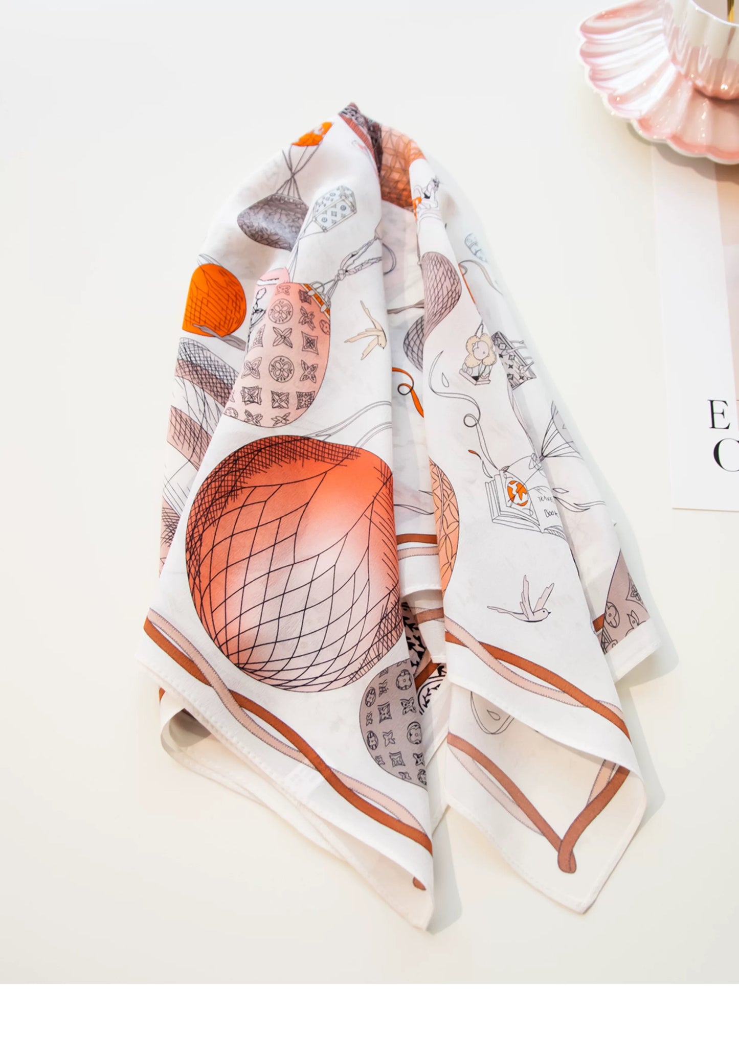 Pure-silk crêpe-de-Chine scarf 100 % mulberry silk 70cm Square Hot air balloon Monogram