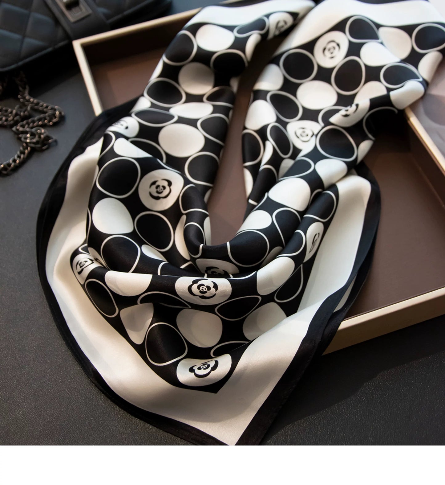 Pure Mulberry Silk Scarf – Lightweight 12 Momme Crepe, 70cm Square