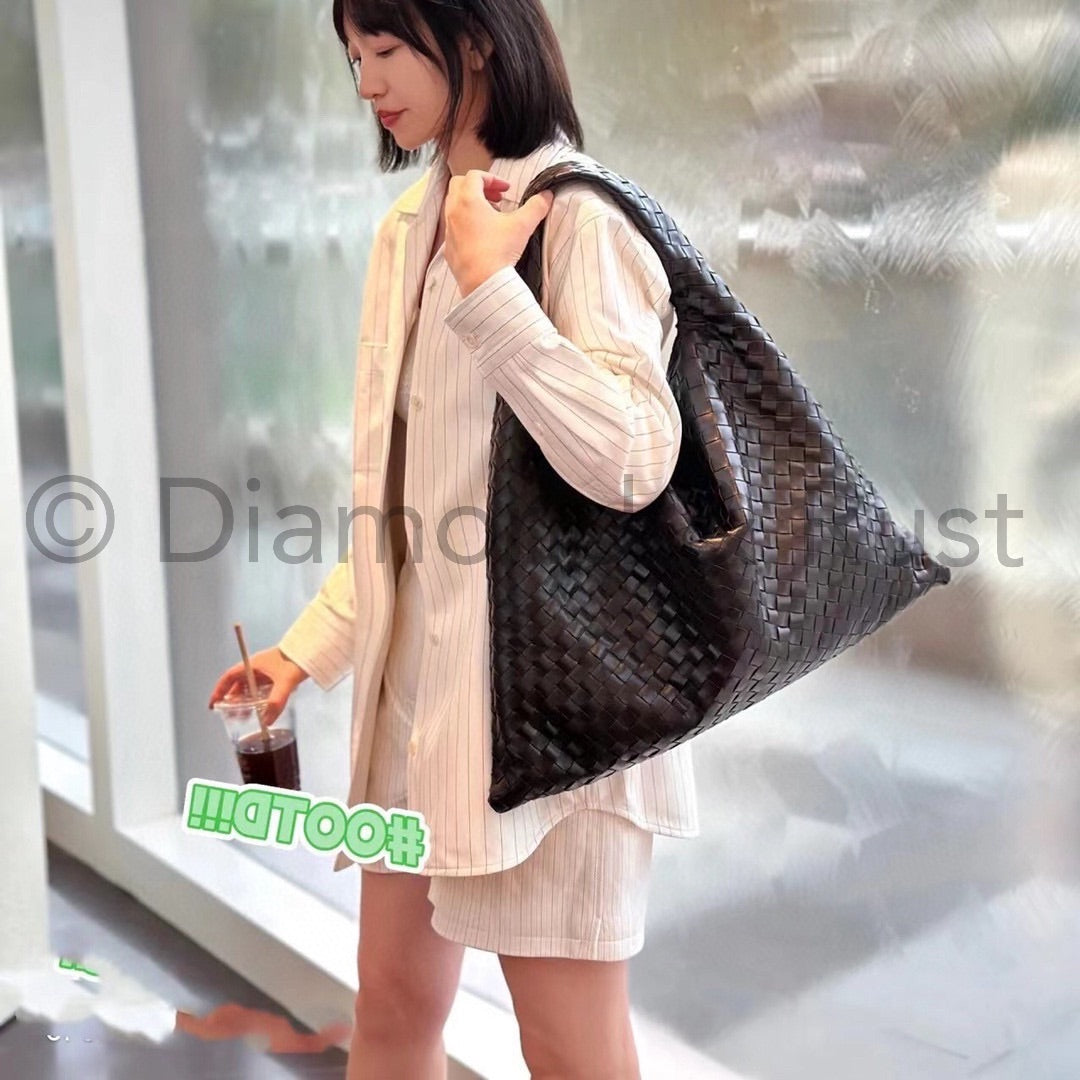 Large Hop Shoulder Bag #2269-1 Chocolate