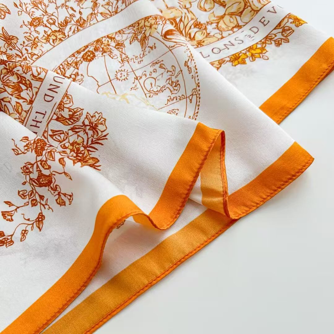 Pure Mulberry Silk Scarf – Lightweight 12 Momme Crepe, 90cm Square