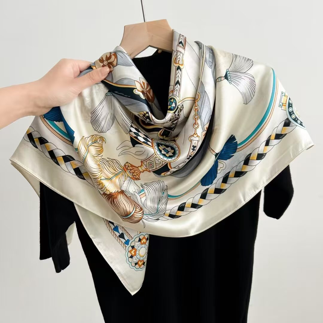 Pure Mulberry Silk Scarf – Lightweight 12 Momme Crepe, 90cm Square