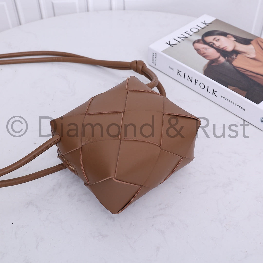 Small Loop Camera Bag #2240 Caramel